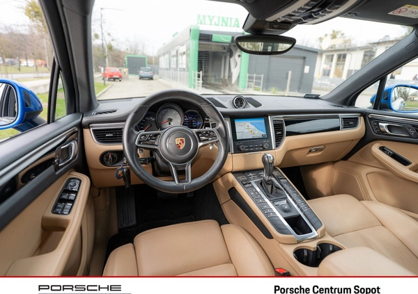 Porsche Macan cena 209000 przebieg: 73000, rok produkcji 2017 z Suwałki małe 704